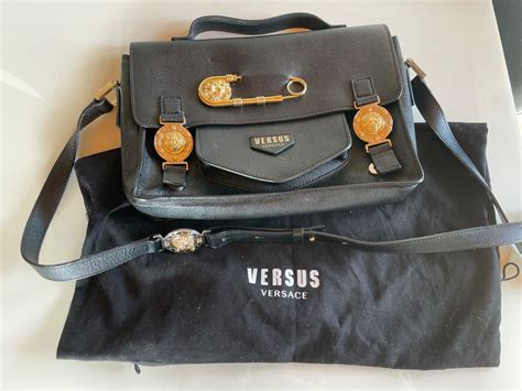 versus versace handtasche|Versace versus reaction.